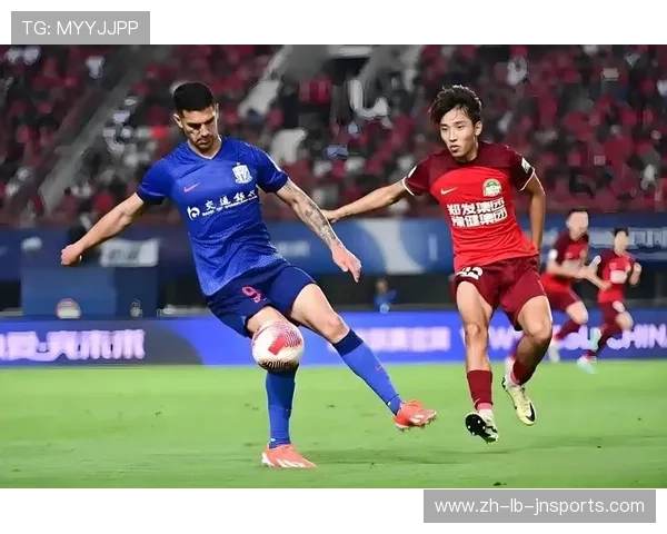 从训练图看备战上海申花如何调整状态迎接2026中超第6轮挑战